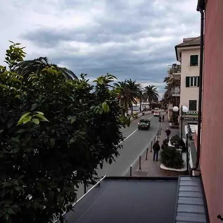 Apartment Cogo House *